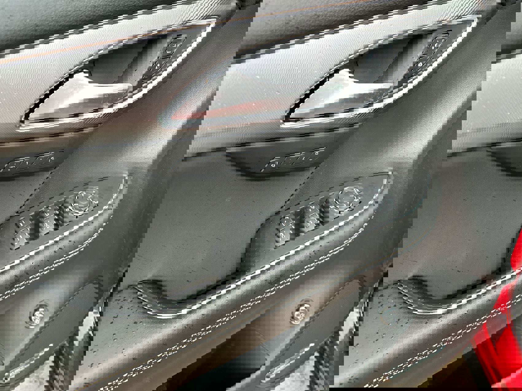 New 2025 Buick Envision Sport Touring image 13