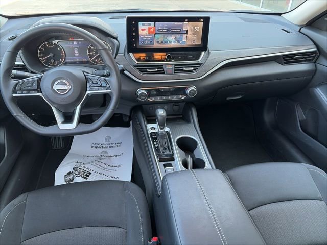 Certified 2025 Nissan Altima 2.5 SV w/ SV Premium Package image 12
