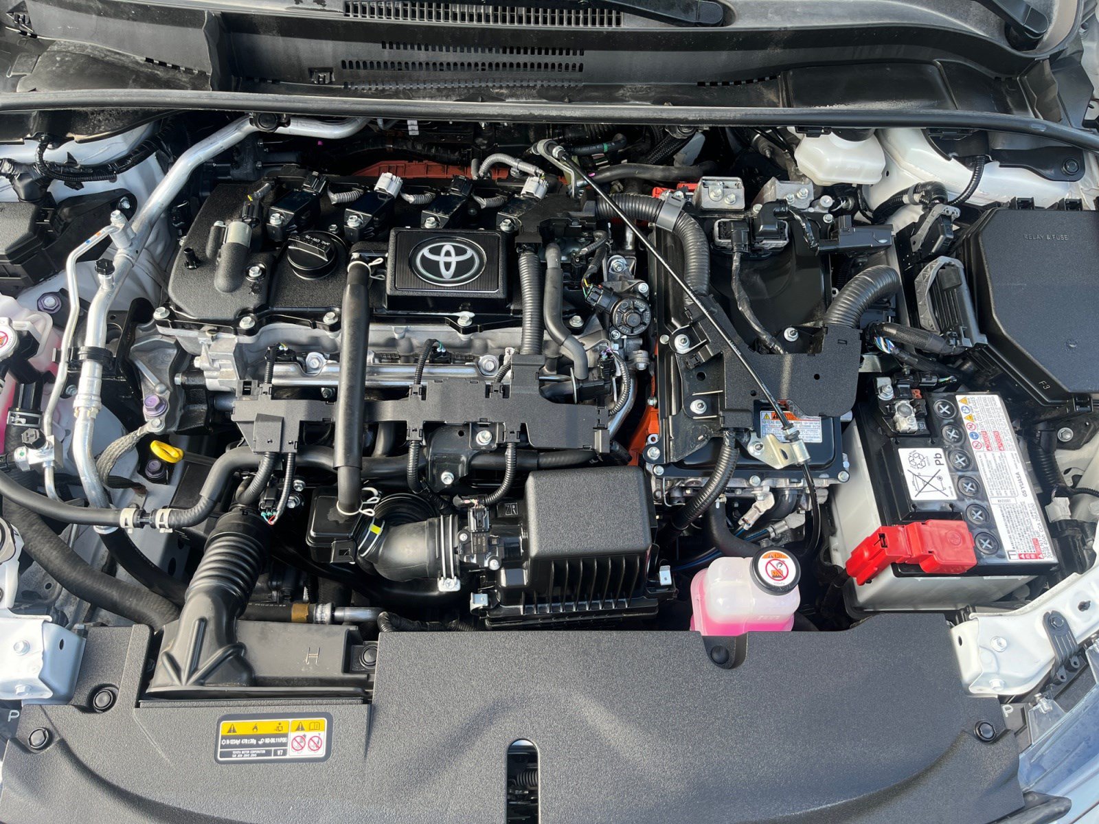 Certified 2025 Toyota Corolla LE w/ LE Premium Package AWD/4WD image 31