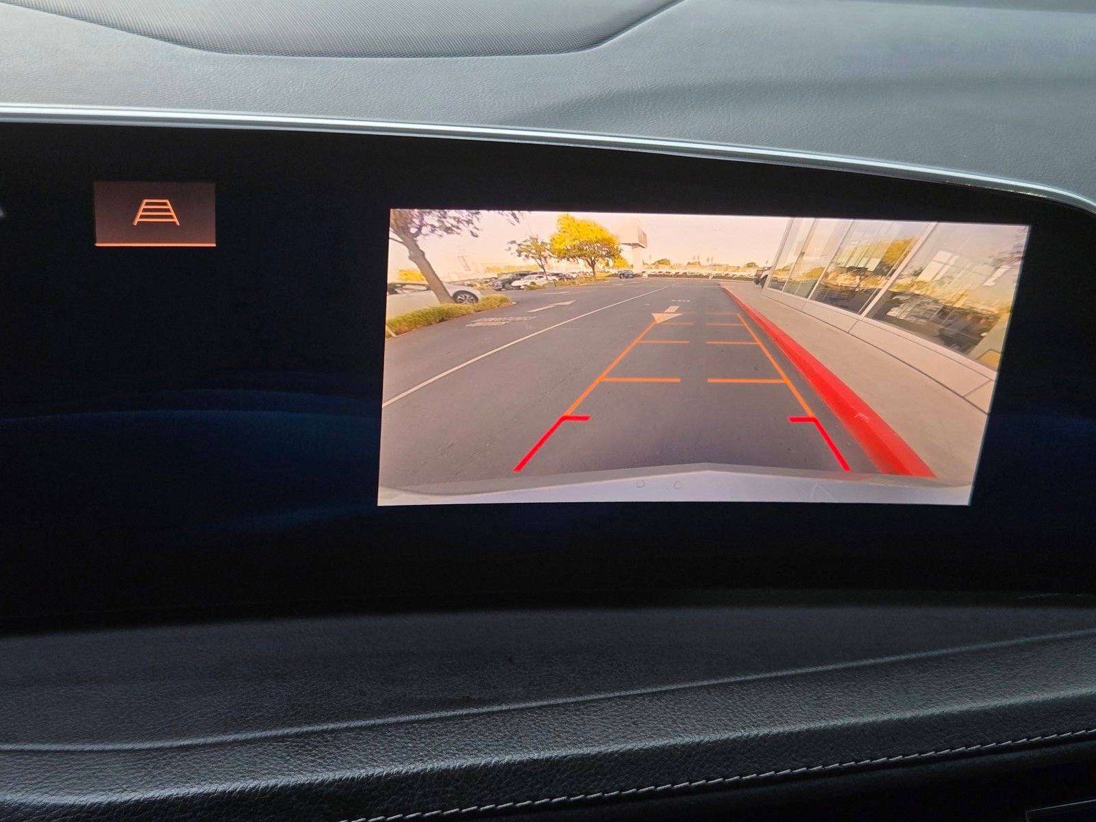 Used 2024 Cadillac XT4 Premium Luxury image 15