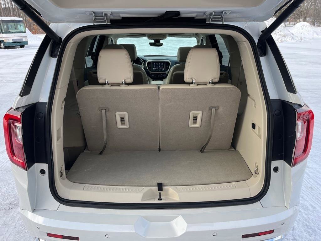 Used 2021 GMC Acadia Denali w/ Denali Ultimate Package image 17