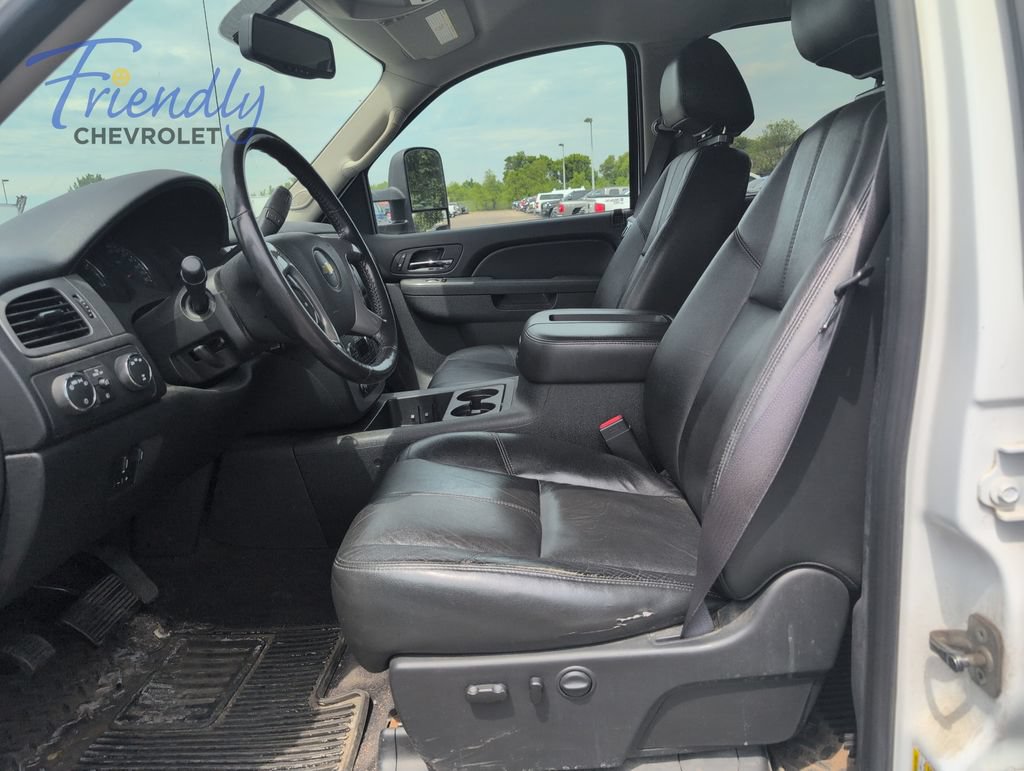 Certified 2012 Chevrolet Silverado 2500 LTZ w/ LTZ Plus Package AWD/4WD image 4