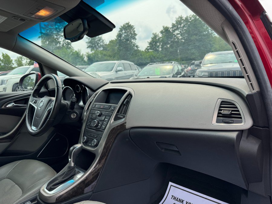 Used 2012 Buick Verano Convenience FWD image 19