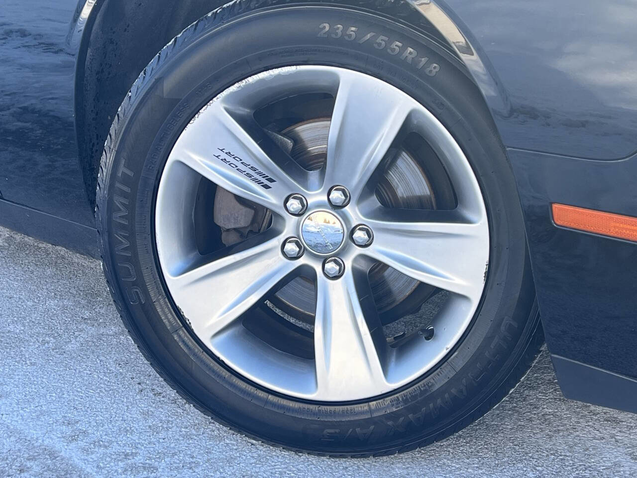 Used 2018 Dodge Challenger SXT image 30