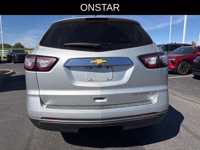 Used 2016 Chevrolet Traverse LT w/ Style and Technology Package FWD image 5