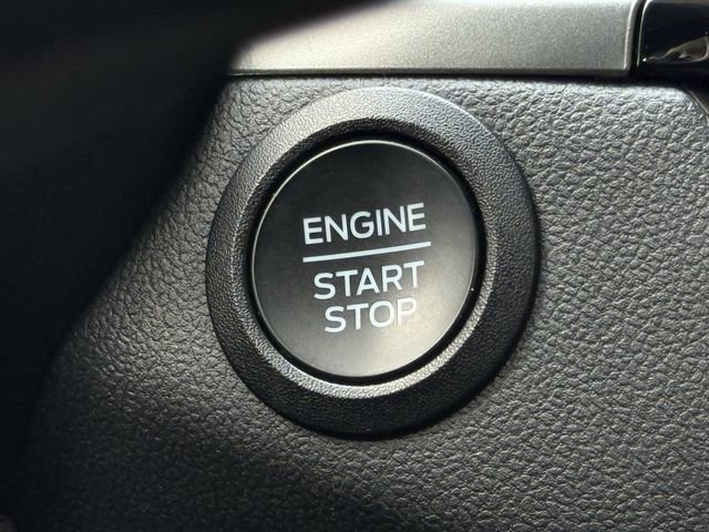 Used 2025 Ford Escape Active FWD image 22