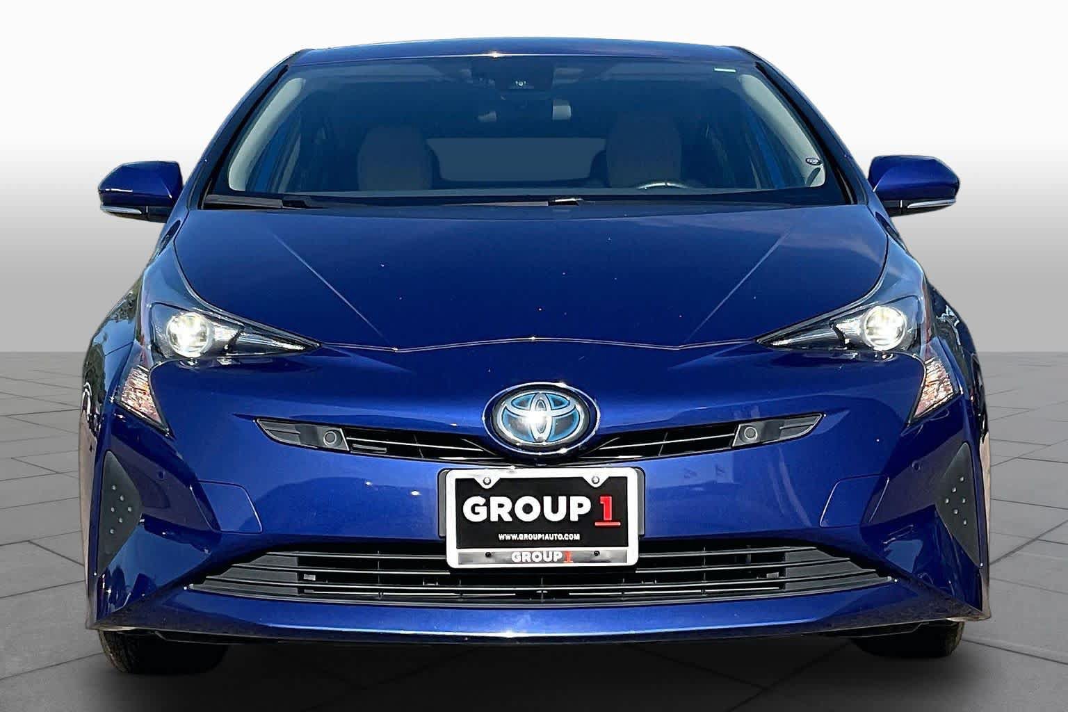 Used 2018 Toyota Prius Three FWD image 4