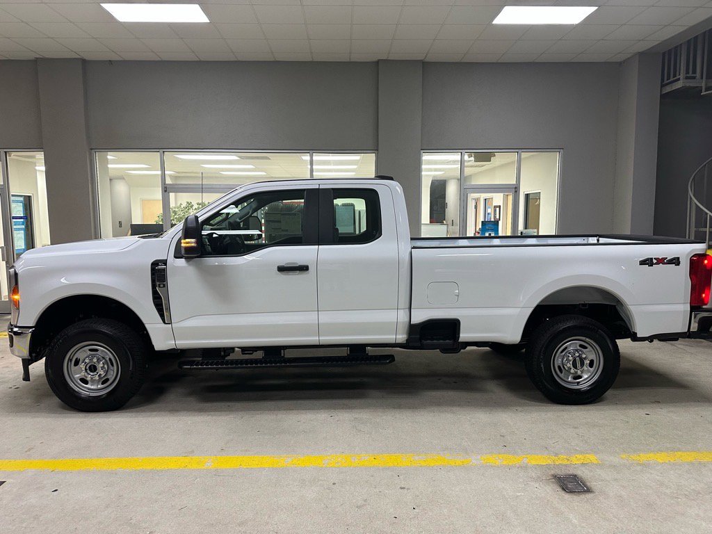 New 2026 Ford F250 XL image 4
