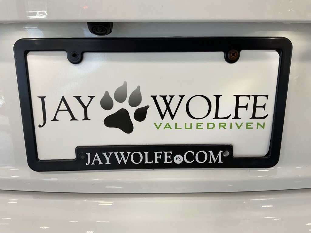 Used 2019 Toyota Sequoia Limited w/ Safety & Convenience Package image 31