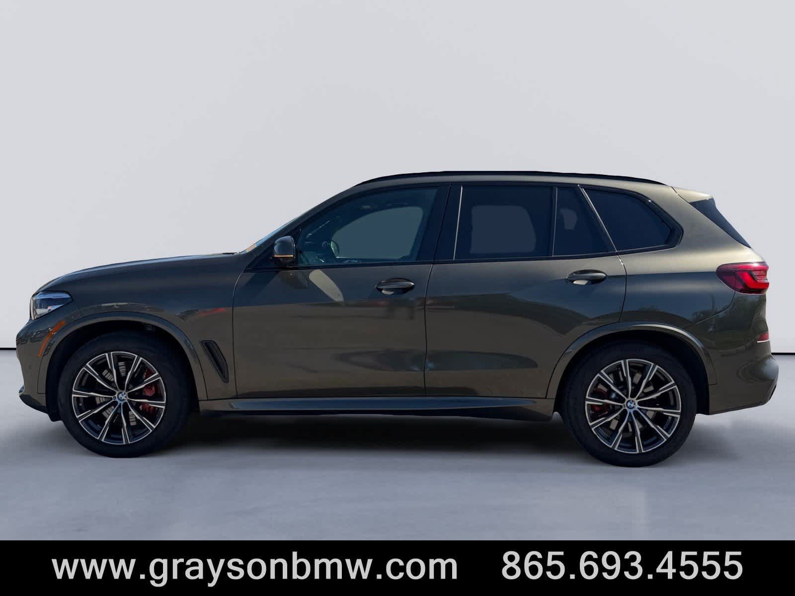 Used 2023 BMW X5 M50i w/ Climate Comfort Package AWD/4WD image 6