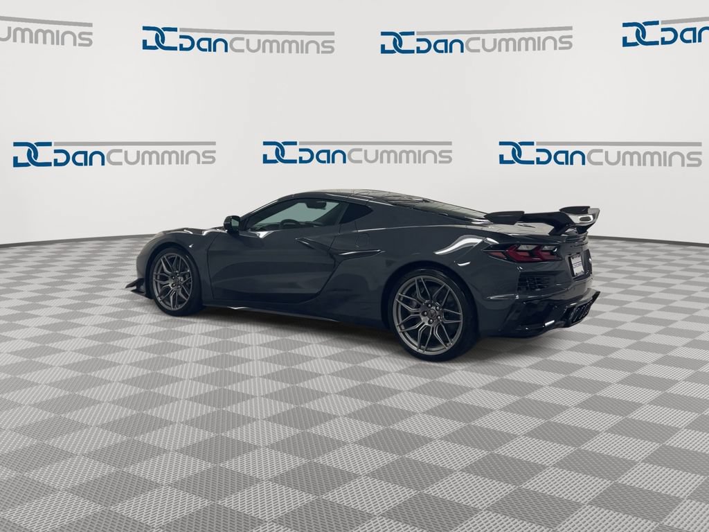 New 2027 Chevrolet Corvette Z06 RWD image 6