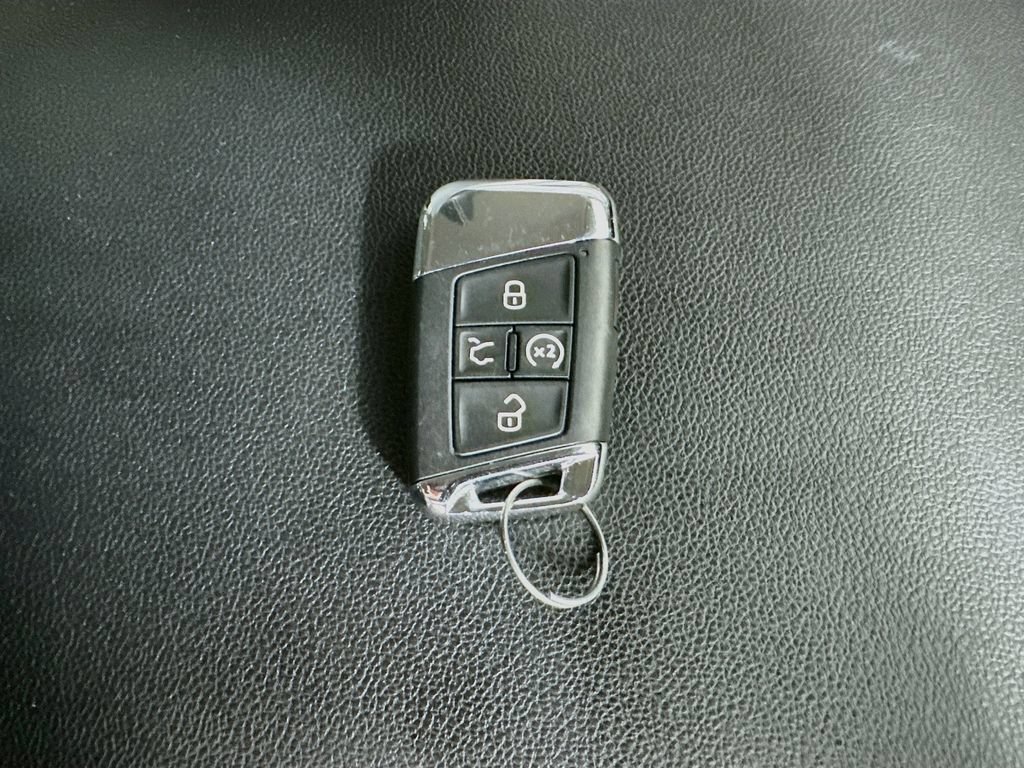 Used 2022 Volkswagen Atlas SE FWD image 40