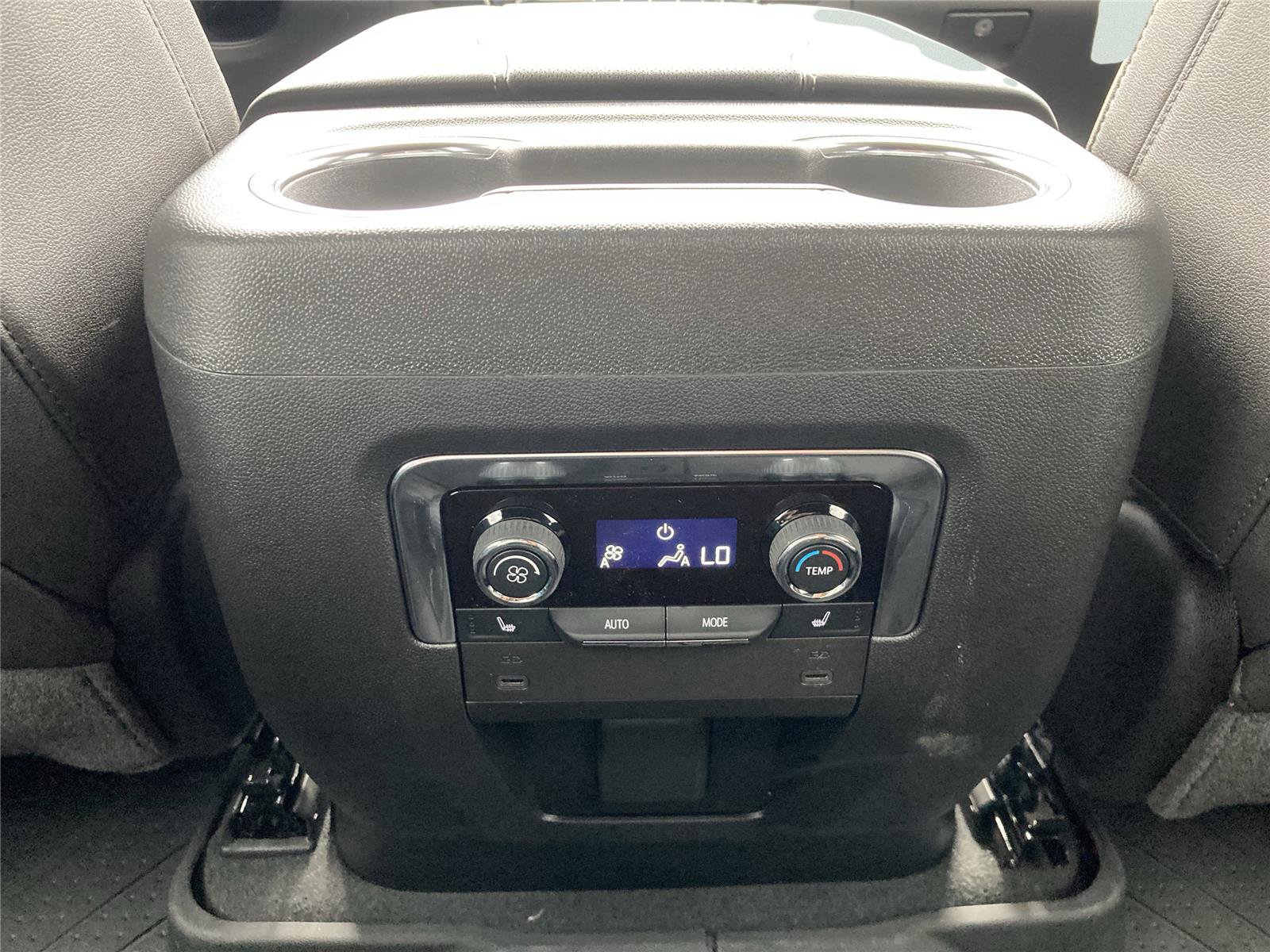 New 2026 Chevrolet Tahoe Premier image 25