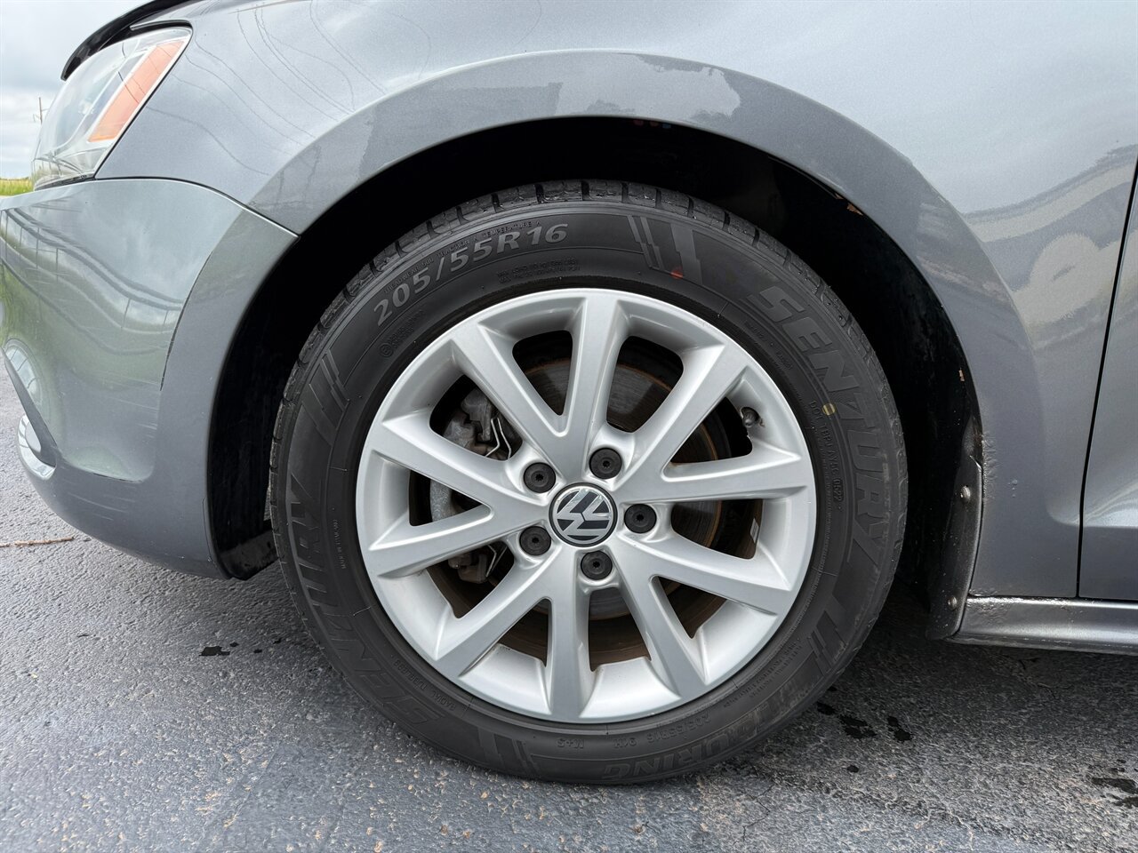 Used 2012 Volkswagen Jetta SE FWD image 23