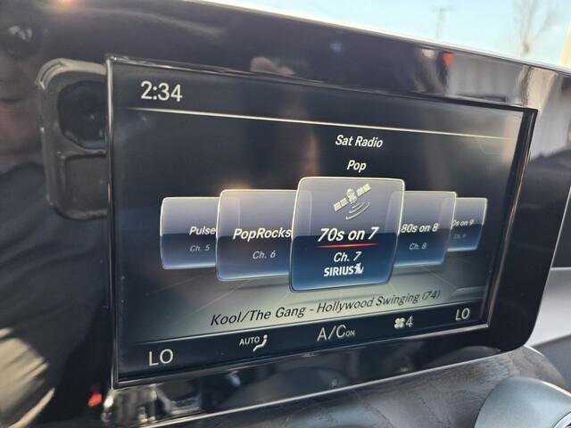 Used 2016 Mercedes-Benz GLC 300 w/ Sport Package image 9