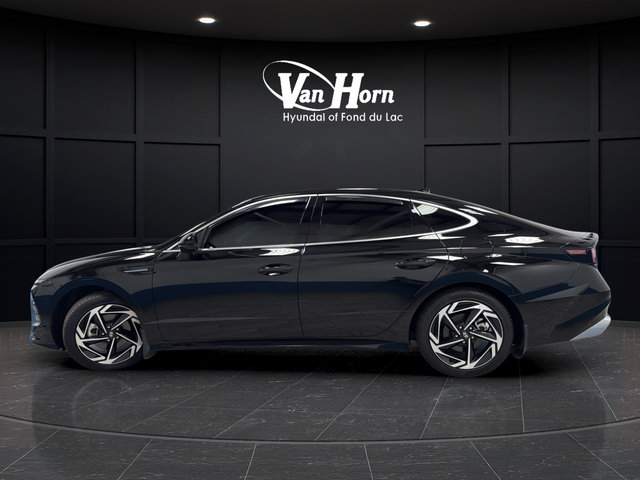 Used 2025 Hyundai Sonata SEL FWD image 4