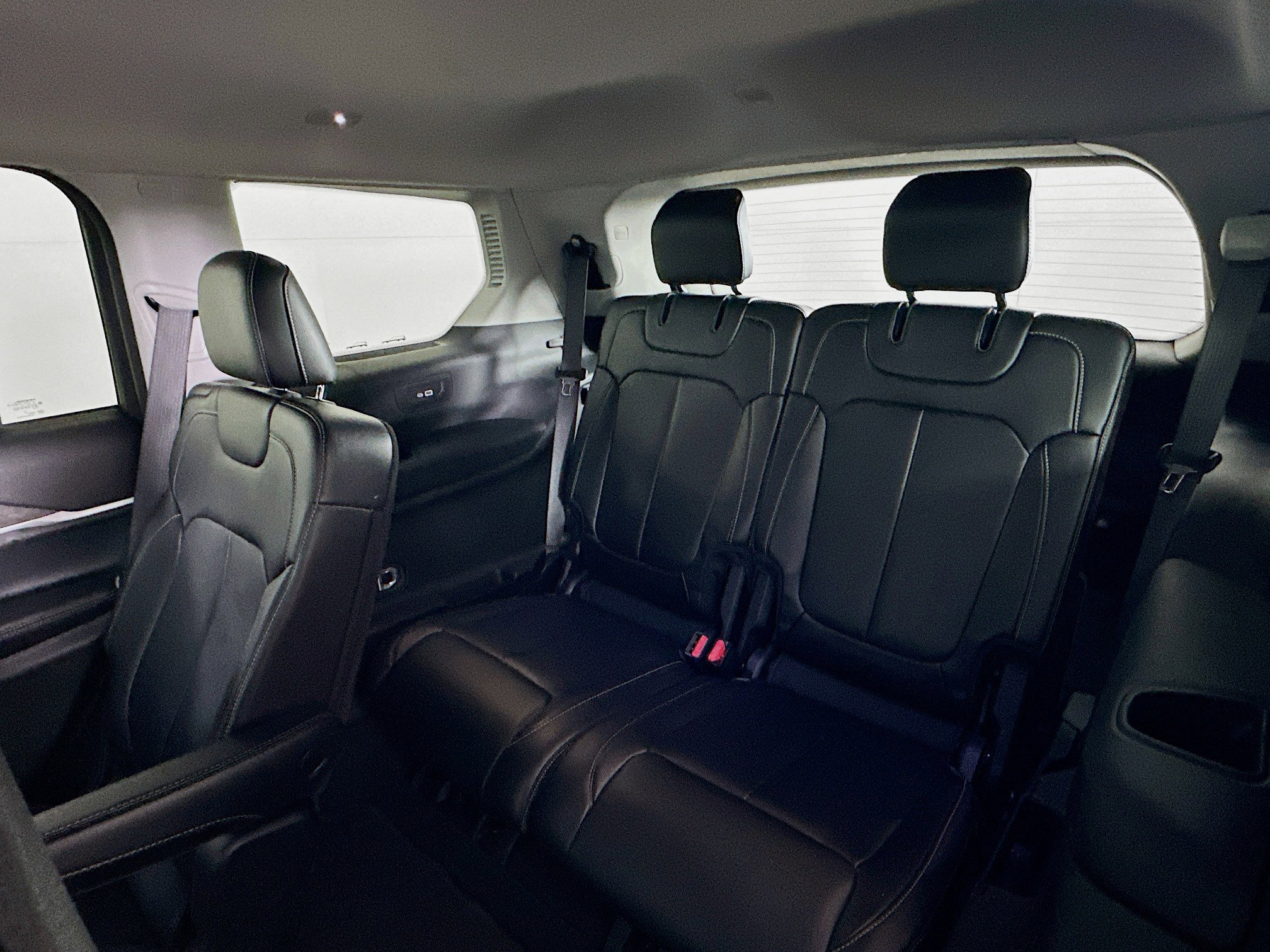 Used 2023 Jeep Grand Cherokee L Limited image 29