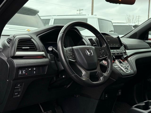 Used 2024 Honda Odyssey Sport image 14