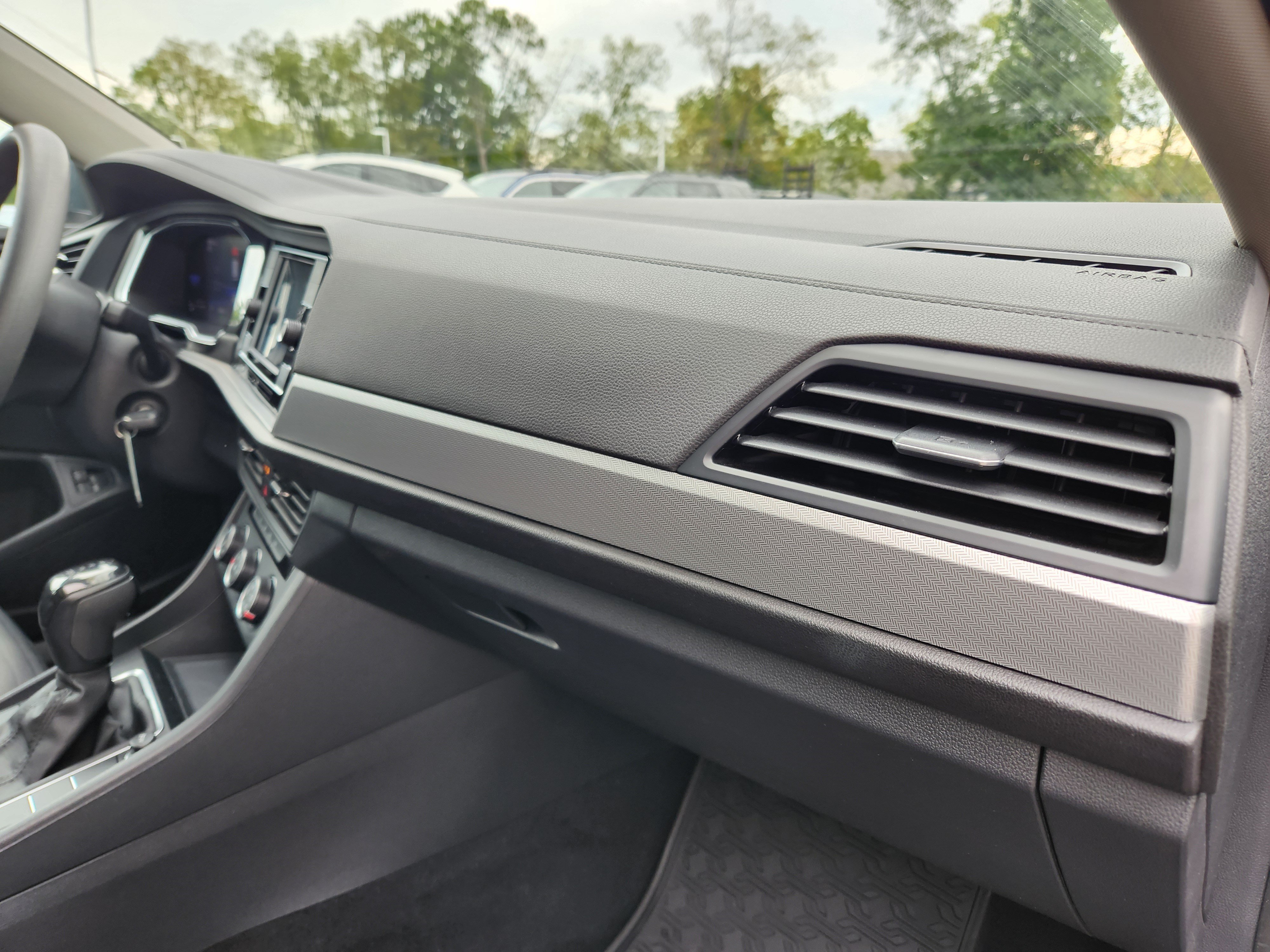 Used 2022 Volkswagen Jetta S FWD image 17