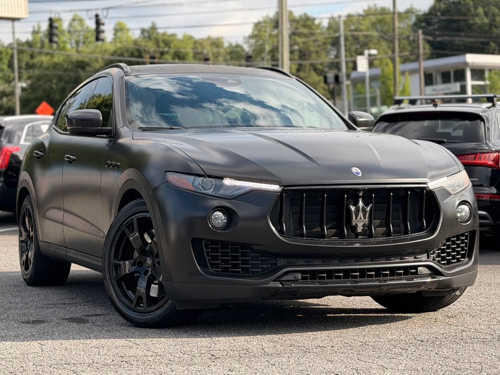 Used 2017 Maserati Levante S AWD/4WD image 7