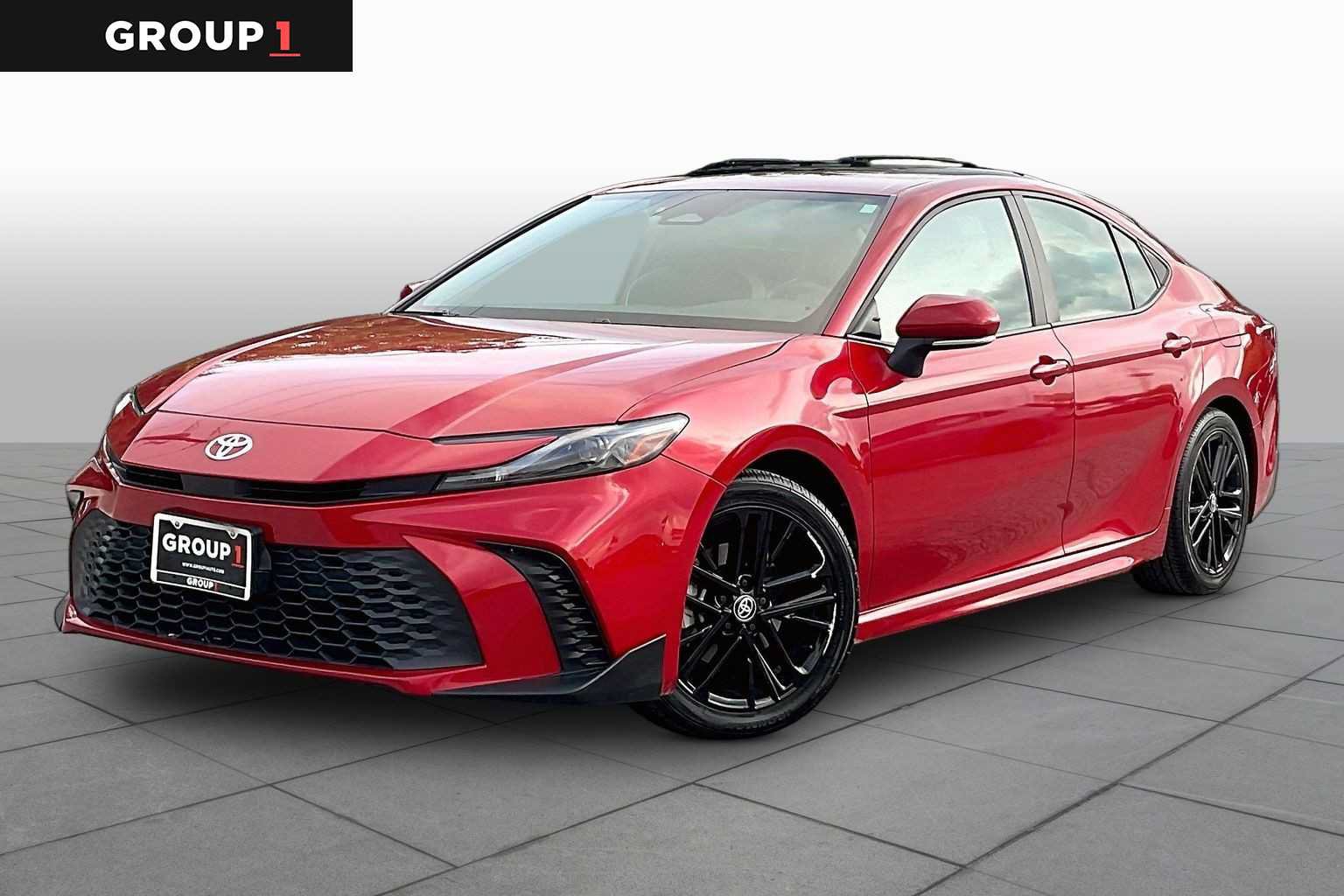 Used 2025 Toyota Camry SE
