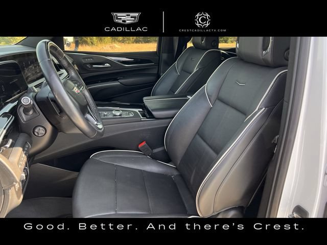 Certified 2023 Cadillac Escalade Sport w/ LPO, ONYX Package AWD/4WD image 24