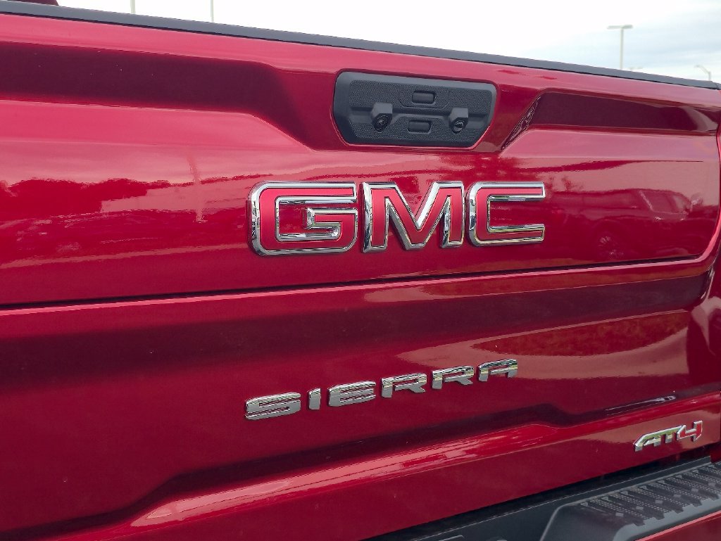 New 2026 GMC Sierra 2500 AT4 w/ AT4 Premium Plus Package AWD/4WD image 32