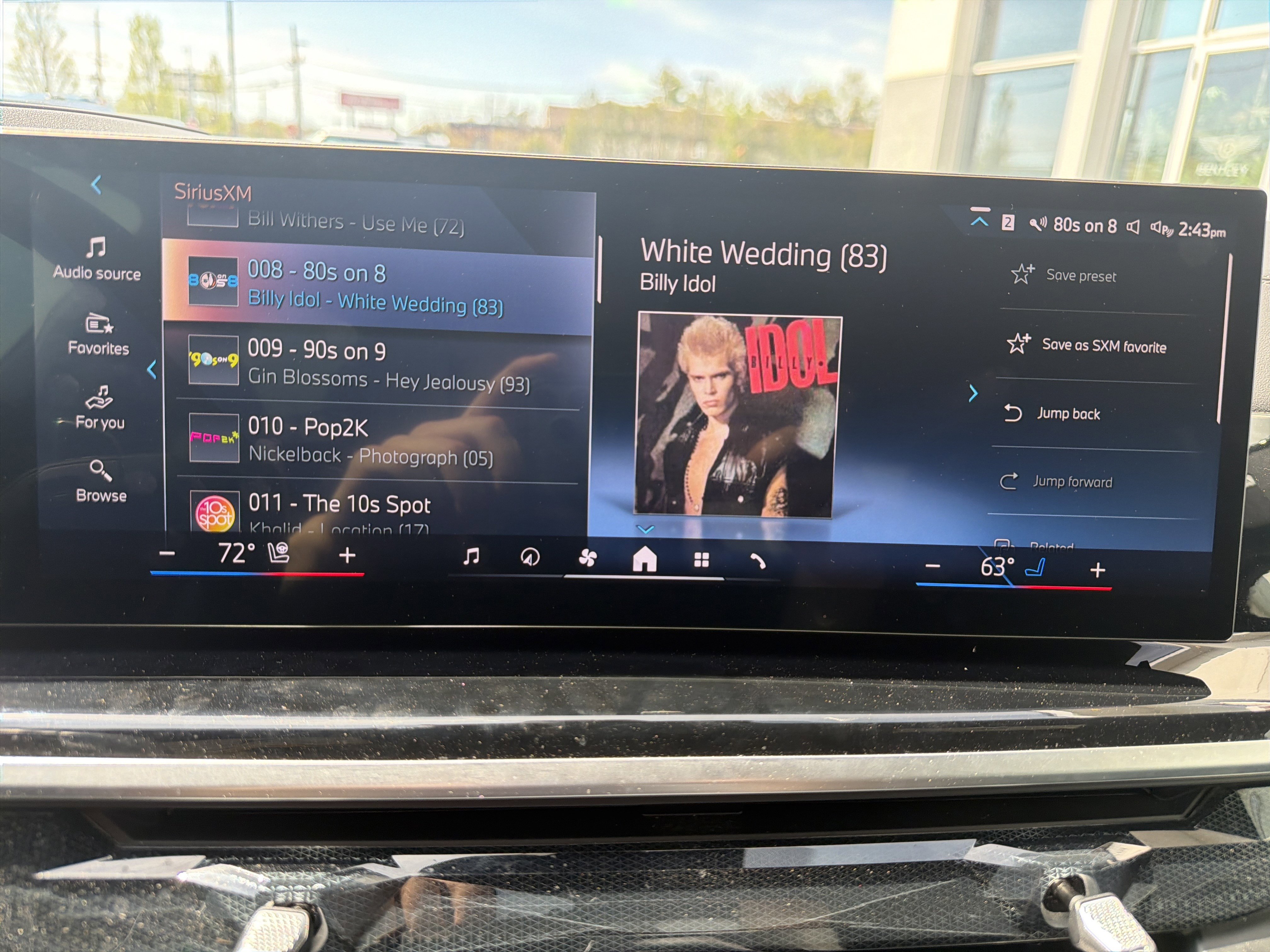 Used 2025 BMW X7 xDrive40i w/ Executive Package image 28