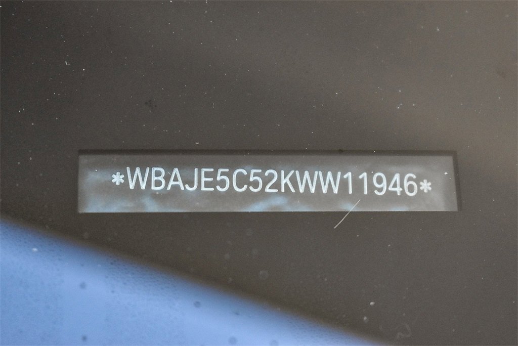 Used 2019 BMW 540i w/ M Sport Package image 28