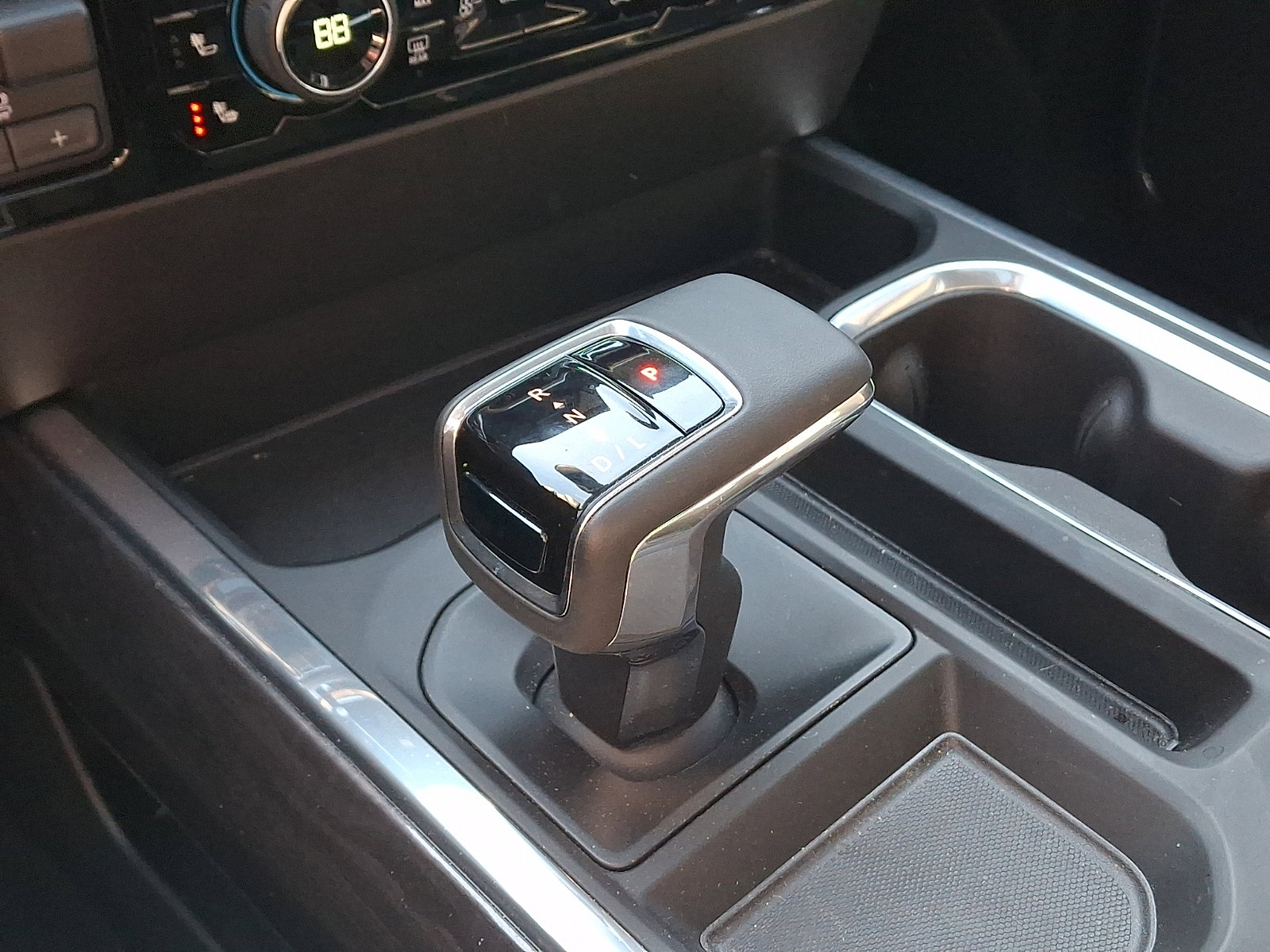 Used 2024 Chevrolet Silverado 1500 LTZ w/ LTZ Premium Package image 15