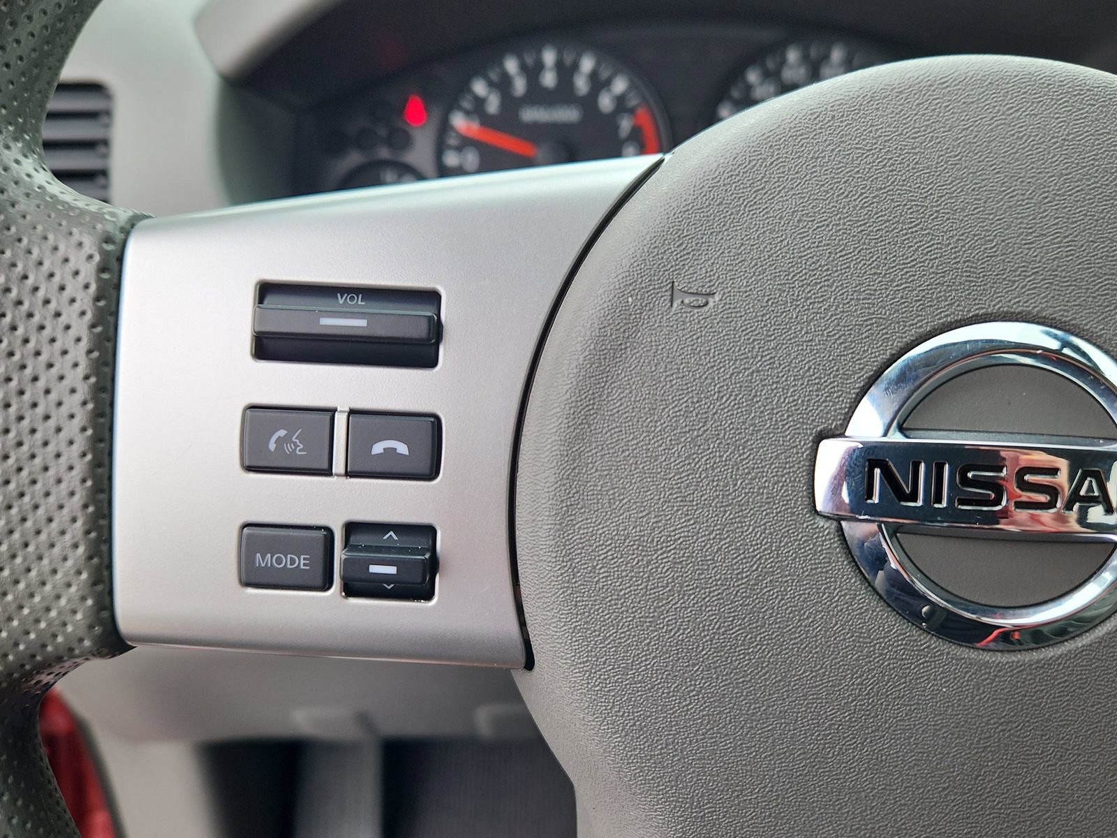 Used 2020 Nissan Frontier SV image 20