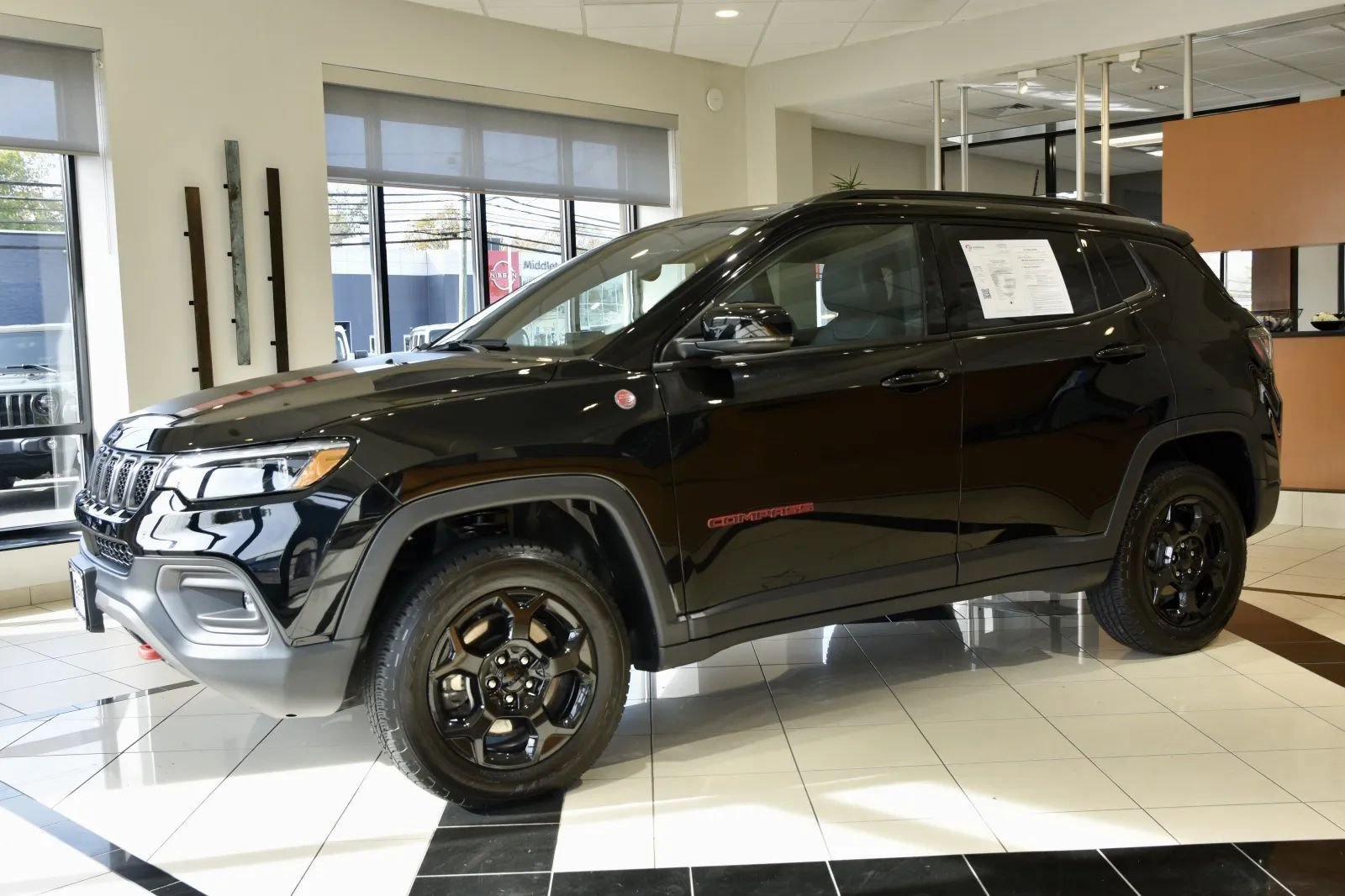 Used 2023 Jeep Compass Trailhawk w/ Trailhawk Elite Group image 3