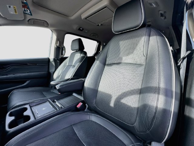 Certified 2025 Honda Odyssey Elite image 26