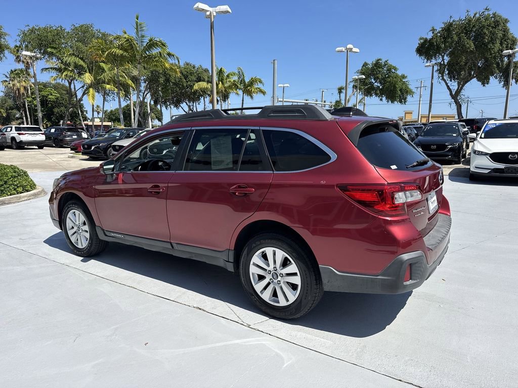 Used 2019 Subaru Outback 2.5i Premium AWD/4WD image 12