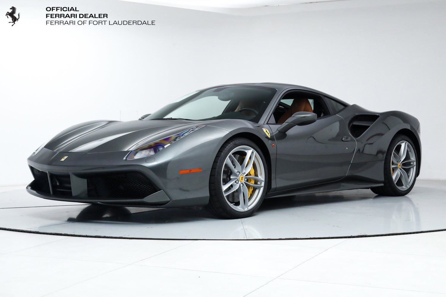 Used 2017 Ferrari 488 GTB image 1