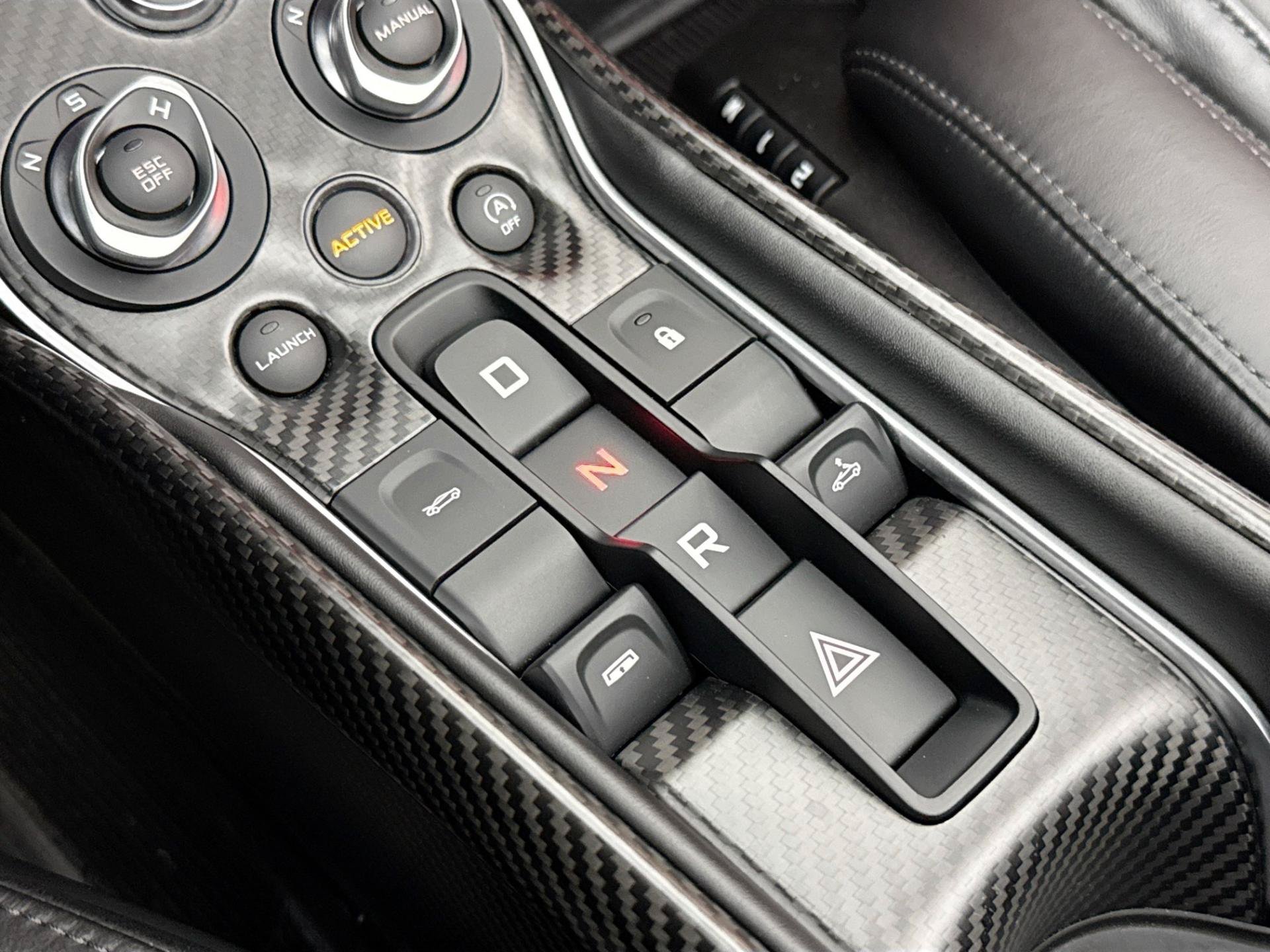 Used 2020 McLaren 600LT Spider RWD image 18