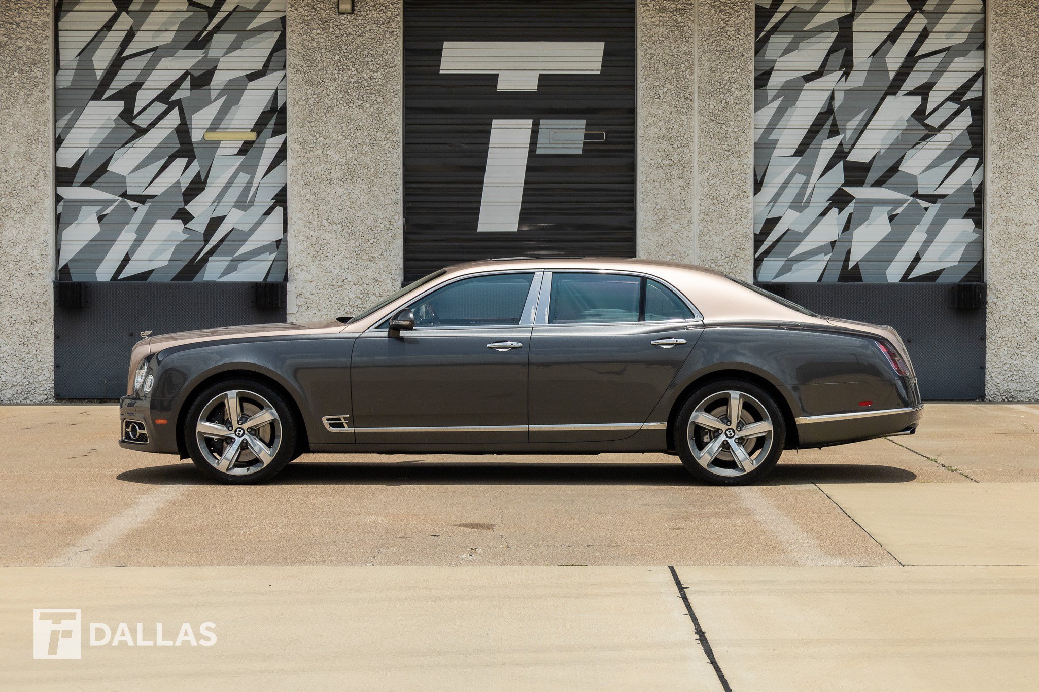 Used 2017 Bentley Mulsanne Speed RWD image 2