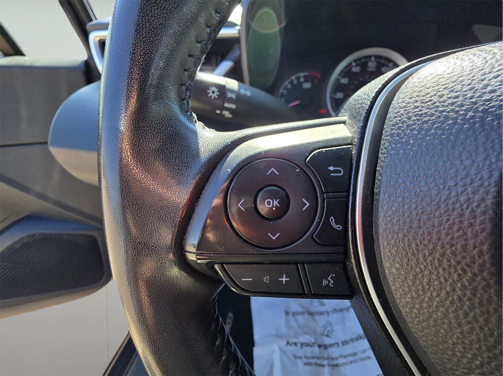 Used 2022 Toyota Corolla SE image 17