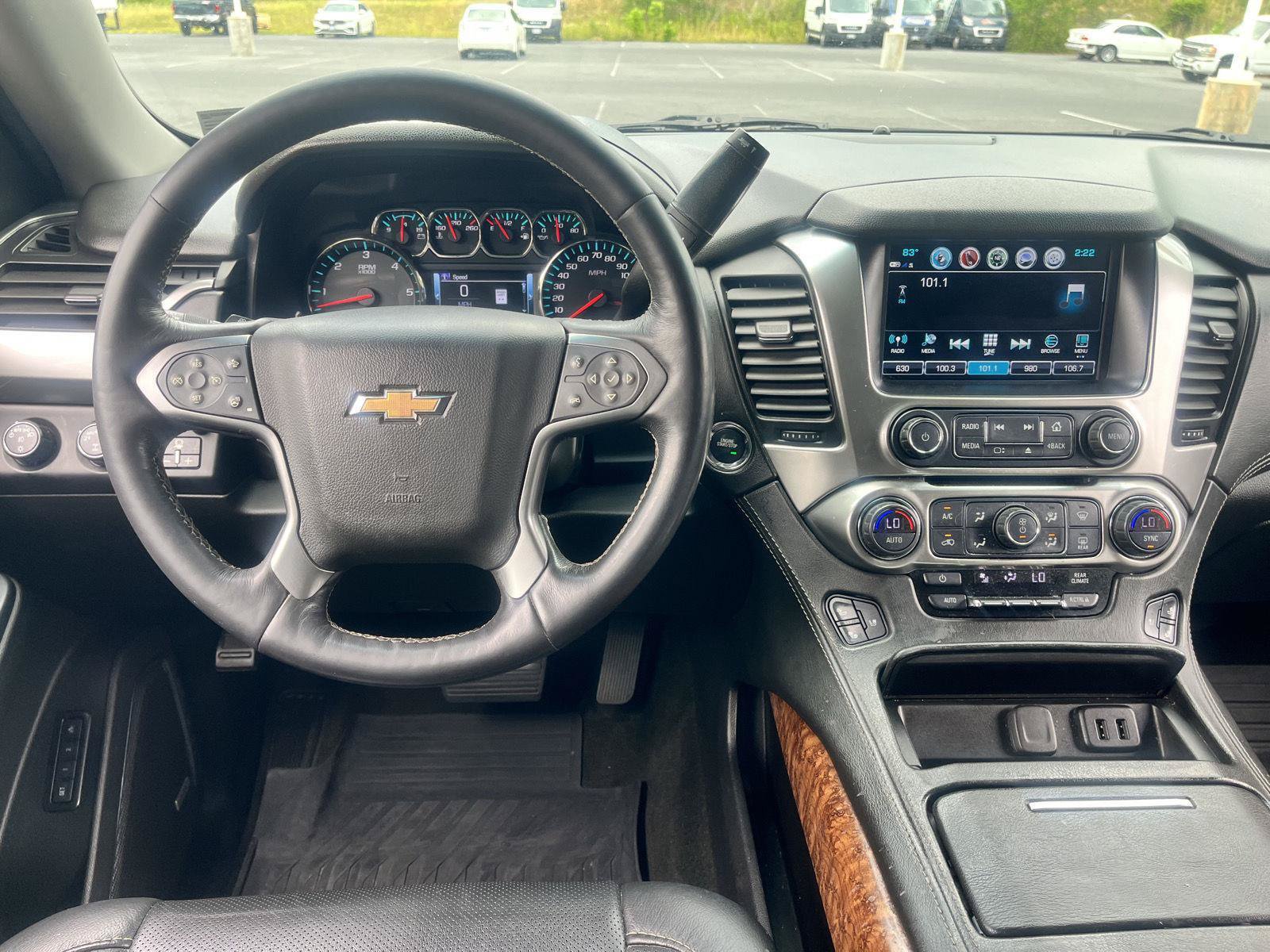 Used 2018 Chevrolet Tahoe Premier AWD/4WD image 32