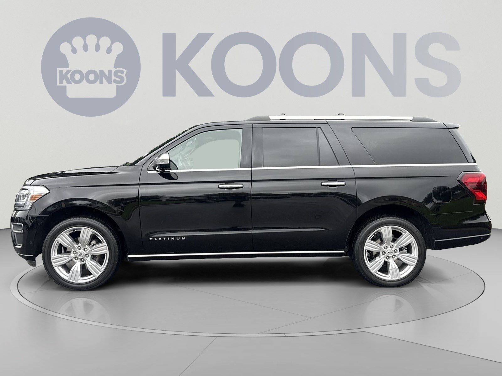 Used 2024 Ford Expedition Max Platinum AWD/4WD image 2