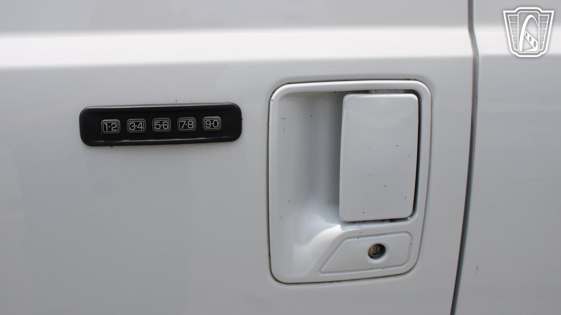 Used 2005 Ford Excursion Eddie Bauer AWD/4WD image 30