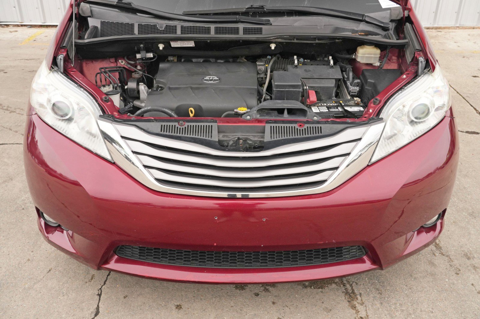 Used 2016 Toyota Sienna XLE FWD image 7