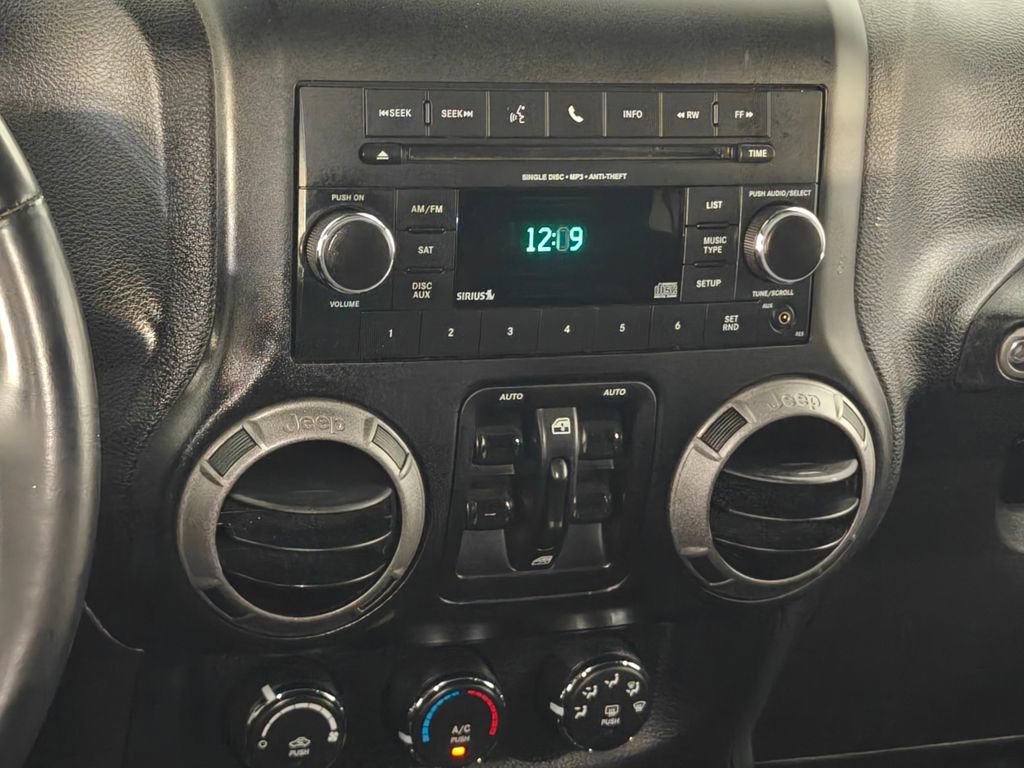 Used 2015 Jeep Wrangler Unlimited Sport w/ Quick Order Package 24S image 6