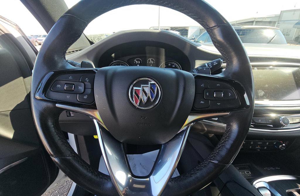 Used 2023 Buick Enclave Essence FWD image 5