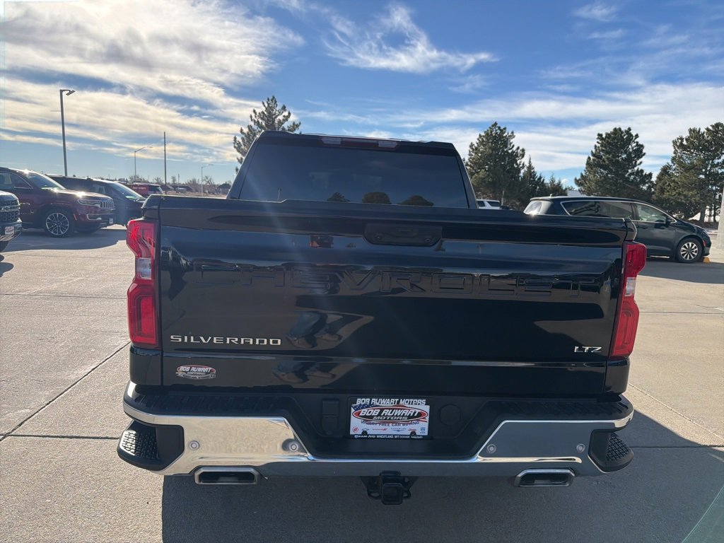 Used 2024 Chevrolet Silverado 1500 LTZ w/ Z71 Off-Road Package image 4
