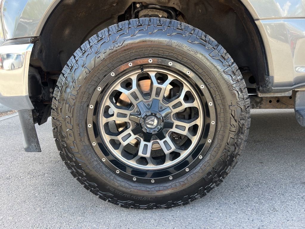 Used 2020 Ford F350 Lariat w/ Chrome Package image 29