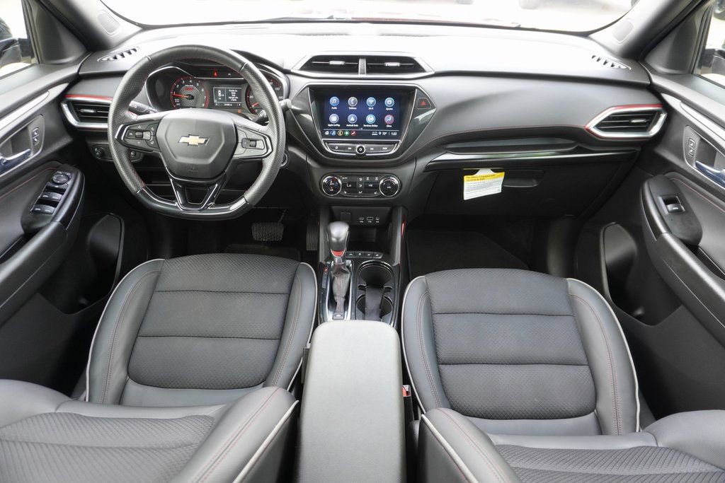 Used 2023 Chevrolet TrailBlazer RS w/ Convenience Package image 16