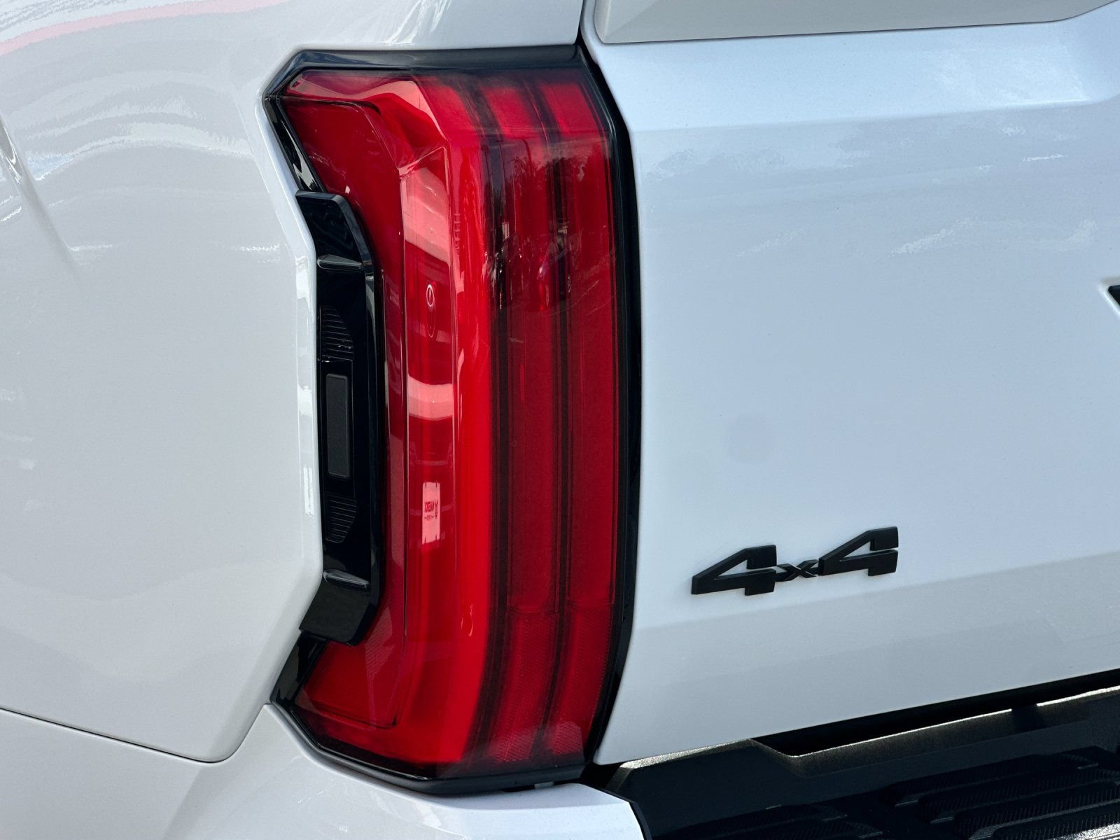Used 2024 Toyota Tundra Limited AWD/4WD image 23