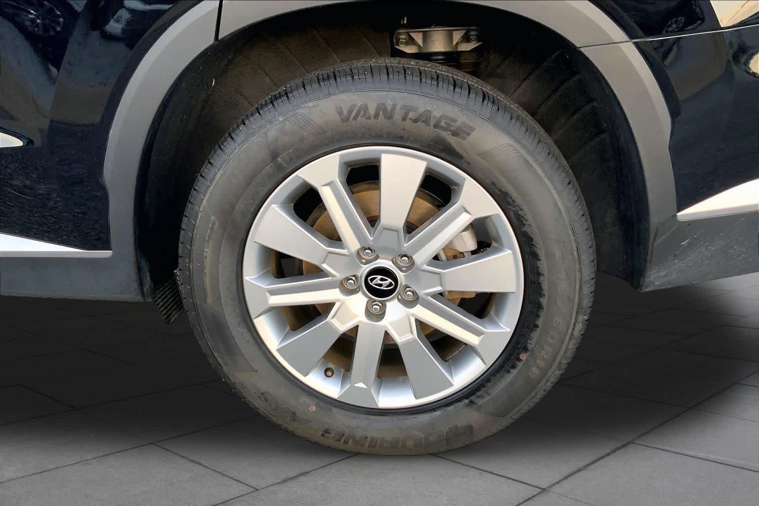 Used 2025 Hyundai Palisade SEL FWD image 10