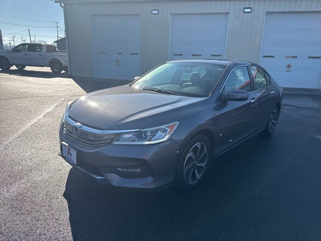 Used 2017 Honda Accord EX image 8